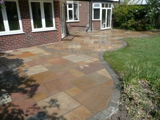 Paul Gibbons Landscapes Ltd - Patios 4