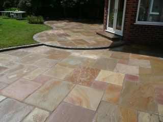 Paul Gibbons Landscapes Ltd - Patios 5