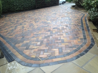 Paul Gibbons Landscapes Ltd - Driveway 16