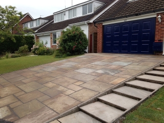 Paul Gibbons Landscapes Ltd - Driveway 18