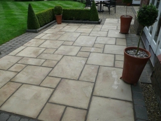 Paul Gibbons Landscapes Ltd - Patios 18