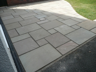 Paul Gibbons Landscapes Ltd - Patios 23