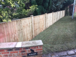 Paul Gibbons Landscapes Ltd - Fencing 6