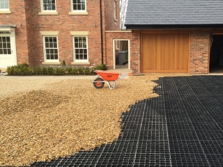 Paul Gibbons Landscapes Ltd - Driveway 20