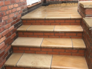 New patio and steps by Paul Gibbons Landscapes Ltd